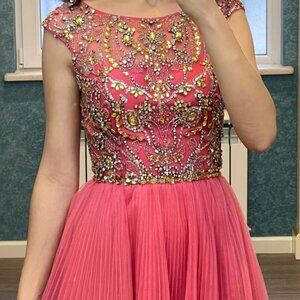 Perfect for Homecoming! BRAND NEW Sherri Hill Dress Size 4